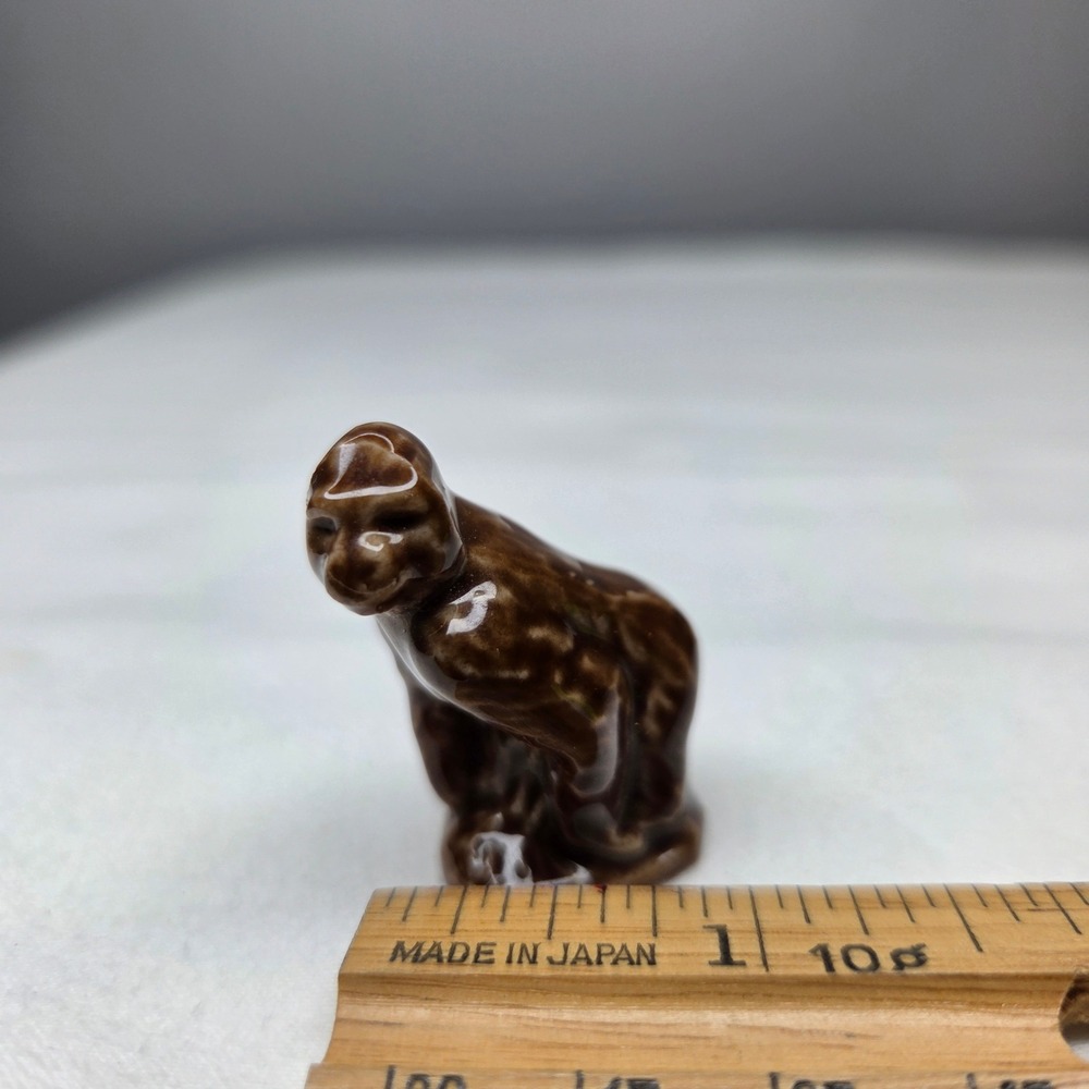 Vtg Wade England Rose Tea Animals Miniature Brown Glazed Ceramic Gorilla Ape 1"